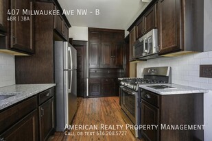 407 Milwaukee Ave NW in Grand Rapids, MI - Building Photo - Building Photo