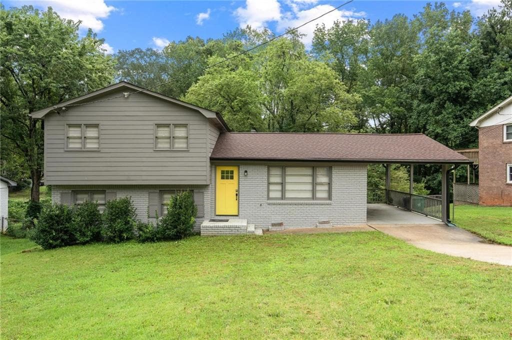799 Pine Roc Dr in Stone Mountain, GA - Building Photo