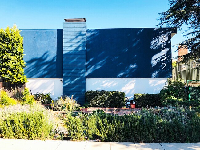 3532 Jasmine Ave in Los Angeles, CA - Building Photo - Building Photo