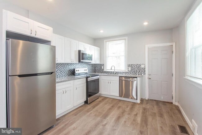 5330 Pentridge St in Philadelphia, PA - Building Photo - Building Photo