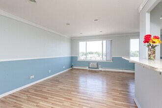 1227 S Harlem Ave-Unit -510 in Berwyn, IL - Building Photo - Building Photo