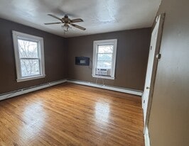 103 Ulster Ave, Unit 3 in Walden, NY - Building Photo