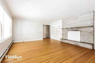 2524 Golfview Dr in Joliet, IL - Building Photo - Building Photo