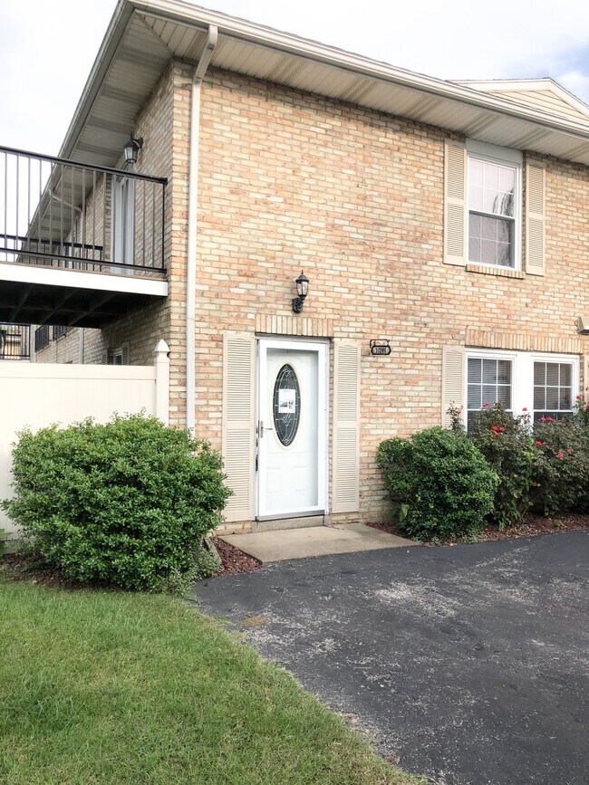 10249 Bourbon St Rentals in Newburgh, IN