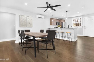 103 E High St in Ballston Spa, NY - Building Photo - Building Photo