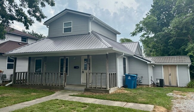 property at 516 E Silver St