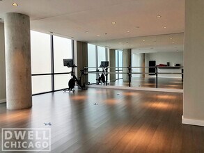 1539 N Fremont St, Unit 2B in Chicago, IL - Foto de edificio - Building Photo