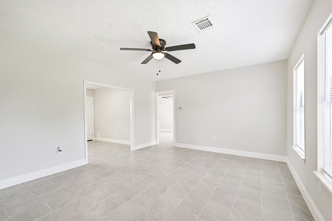 5007 Northridge Dr in Houston, TX - Building Photo - Building Photo