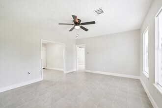 5007 Northridge Dr in Houston, TX - Foto de edificio - Building Photo