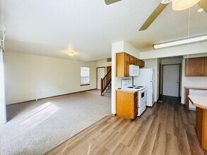 990 Winona Cir in Loveland, CO - Building Photo - Building Photo