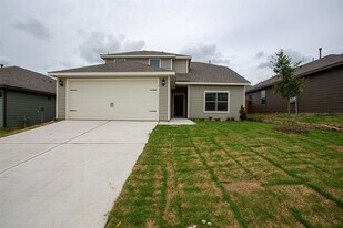 13812 Musselshell Dr in Ponder, TX - Building Photo