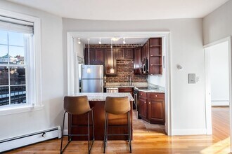 80 Revere St in Boston, MA - Building Photo - Building Photo