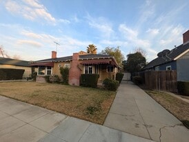 3324-3326 Locust St in Riverside, CA - Building Photo
