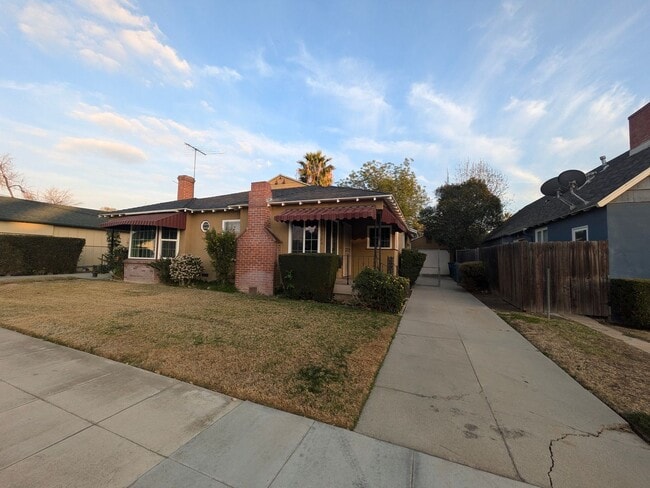 property at 3324-3326 Locust St