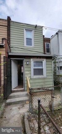 4132 N Fairhill St in Philadelphia, PA - Building Photo - Building Photo