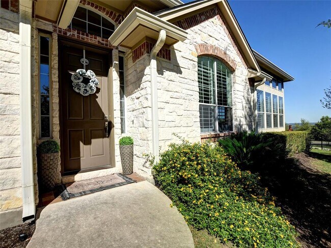 102 Aria Dr in Lakeway, TX - Building Photo - Building Photo