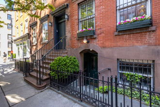 55 Horatio St in New York, NY - Building Photo - Building Photo