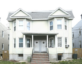 917-919 Roosevelt St in Elizabeth, NJ - Building Photo - Building Photo