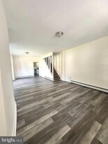 702 Martin Luther King Jr Blvd in Trenton, NJ - Building Photo