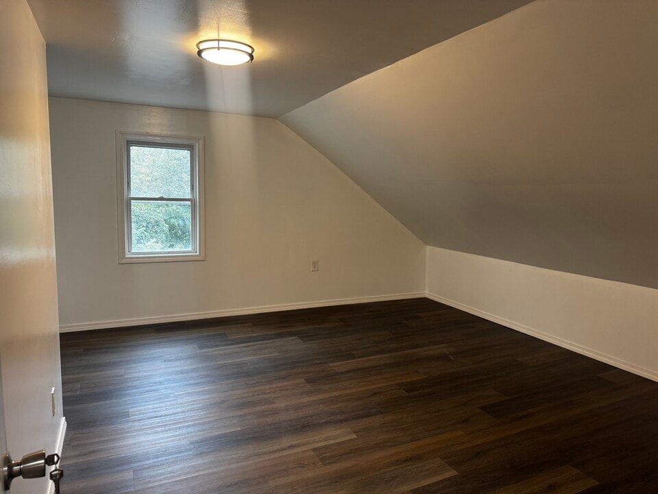 222 Howard Ave, Unit 2 in New Haven, CT - Foto de edificio