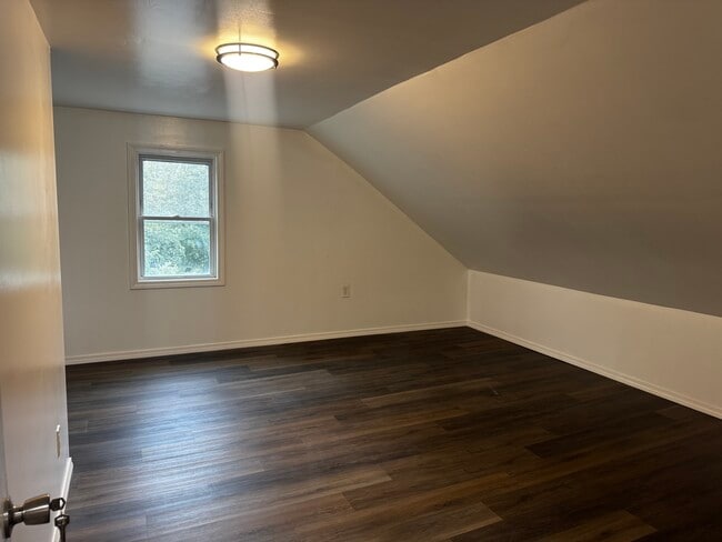 222 Howard Ave, Unit 2