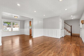 538 Creek View Rd in Centerville, UT - Building Photo - Building Photo