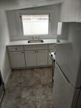 1586 Orange Ave in Costa Mesa, CA - Foto de edificio - Building Photo