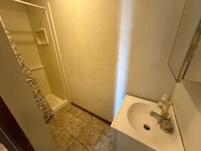 912 Park Ave, Unit 3 in Galena, IL - Building Photo - Building Photo