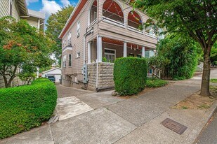 1517 SW Columbia St in Portland, OR - Building Photo