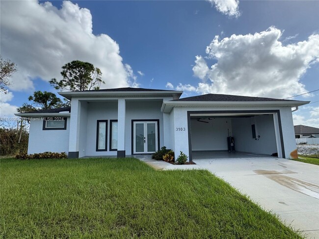 3103 NW 17th Ave in Cape Coral, FL - Building Photo - Building Photo