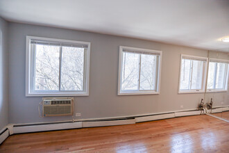 6106 N Kenmore Ave, Unit #404 in Chicago, IL - Building Photo - Building Photo