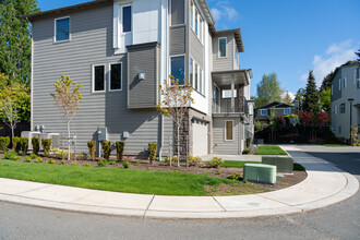 Woodlands Reserve by Tri Pointe in Kirkland, WA - Building Photo - Building Photo