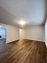 7601 S Laflin St in Chicago, IL - Building Photo - Building Photo