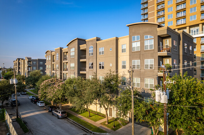 Piedmont at River Oaks in Houston, TX - Building Photo - Building Photo