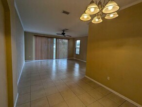 5162 White Oleander in West Palm Beach, FL - Building Photo - Building Photo