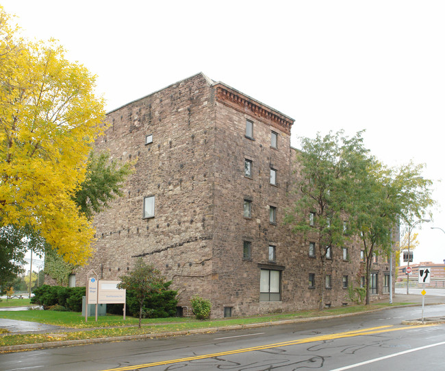 1 Mount Hope Ave in Rochester, NY - Building Photo - Building Photo