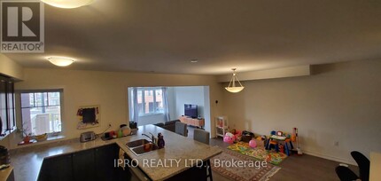 545 Buckeye Ct in Milton, ON - Building Photo - Building Photo
