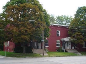 Washington Townhouses in Davenport, IA - Building Photo