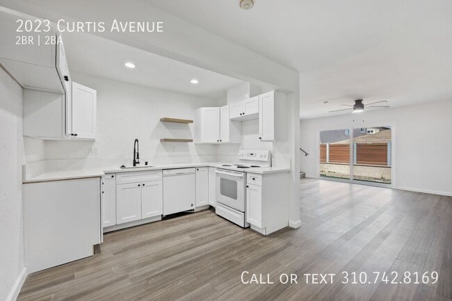 property at 2023 Curtis Ave