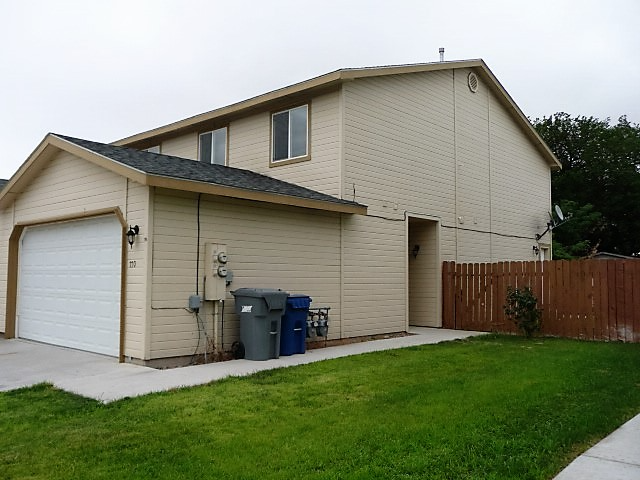 property at 770 N 14th E St