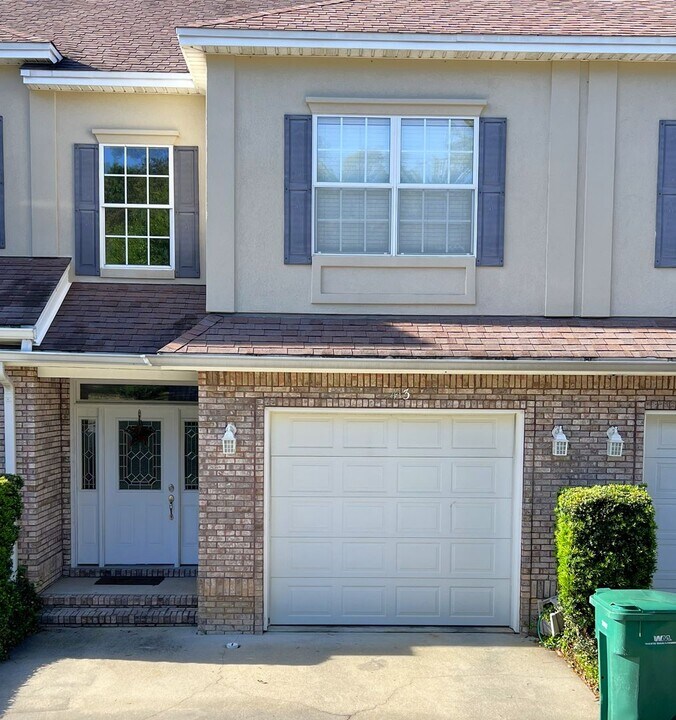 413 Nathey Ave in Niceville, FL - Building Photo