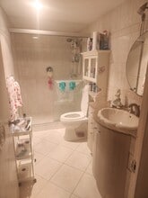 4100 Galt Ocean Dr, Unit Private bed  and bath on in Fort Lauderdale, FL - Foto de edificio - Building Photo