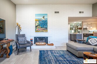 99 Camino Arroyo N in Palm Desert, CA - Building Photo - Building Photo