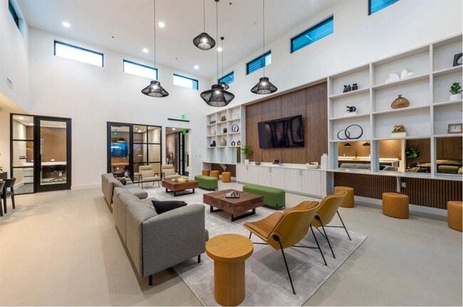 18036 Park Row Blvd in Houston, TX - Foto de edificio - Building Photo