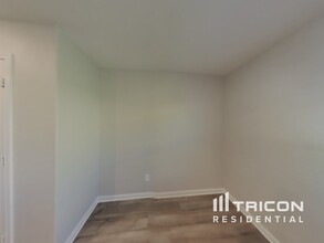 189 Banjo Trl in Newark, TX - Building Photo - Building Photo