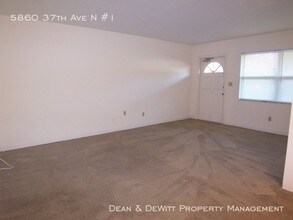 5860 37th Ave N-Unit -1 in St. Petersburg, FL - Foto de edificio - Building Photo