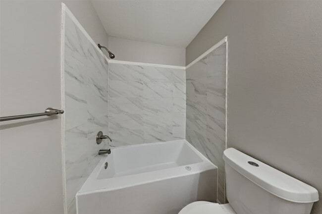 3723 Hidden Brook Ln in Katy, TX - Building Photo - Building Photo