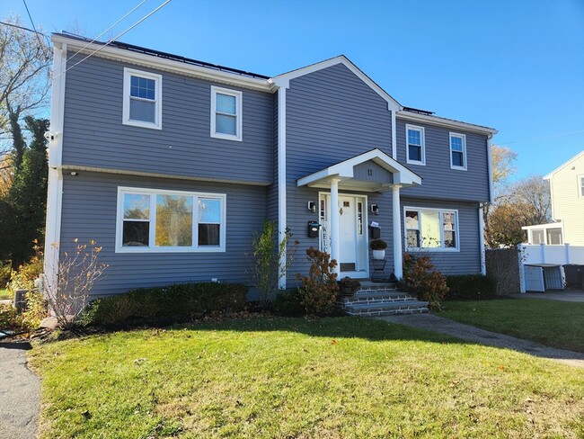 property at 11 Regina Rd