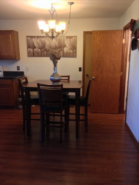 8554 S Pond Trl in Champlin, MN - Building Photo - Building Photo