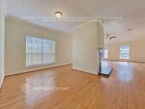 110 S Village Knoll Cir in Spring, TX - Building Photo - Building Photo